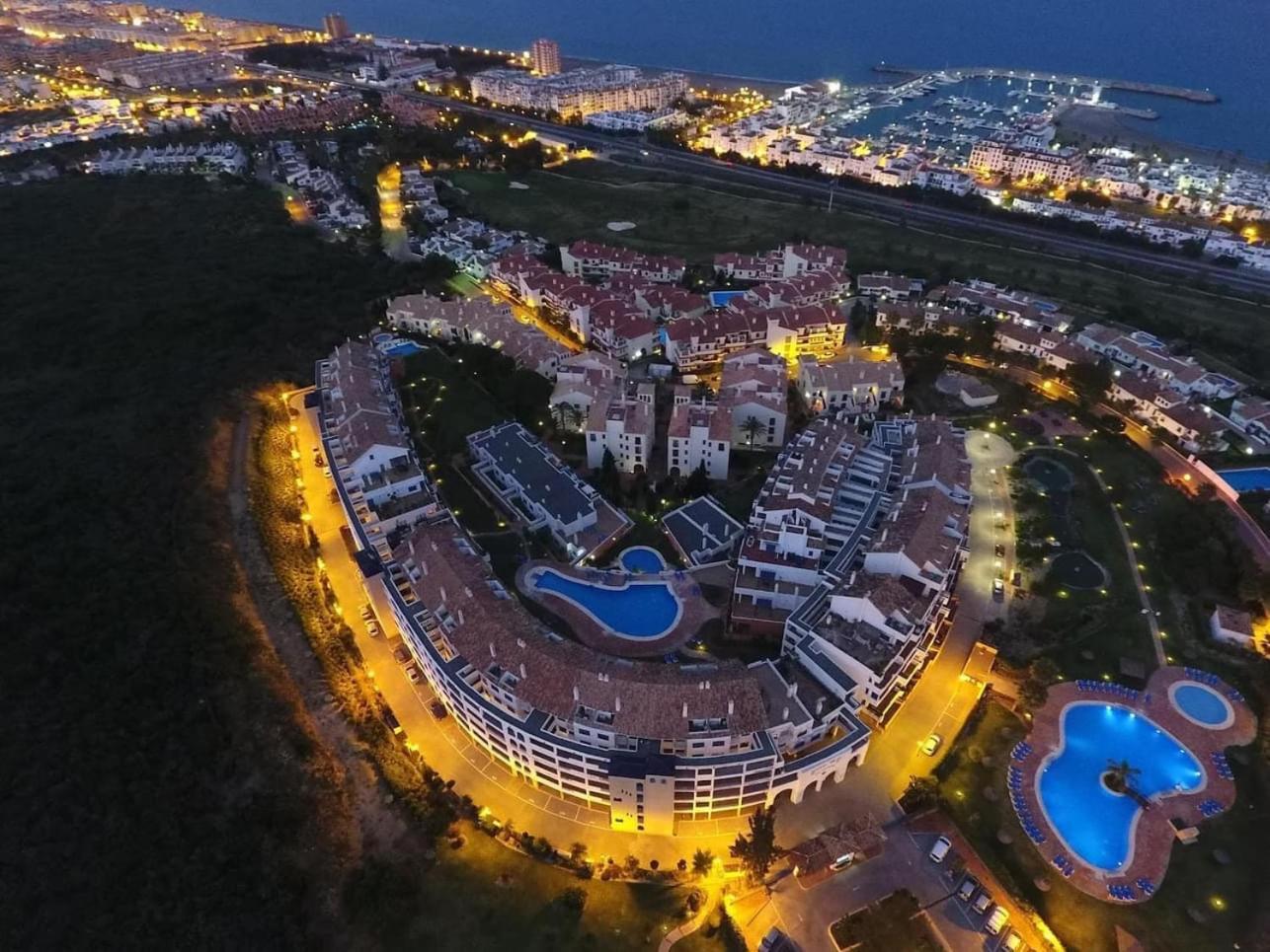 Puerto De La Duquesa Minimum 3 Nuits Lejlighed Manilva Eksteriør billede